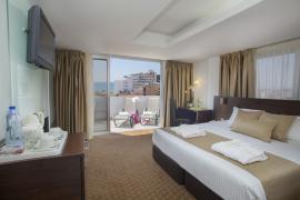 Amorgos Hotel swim camp photo 2