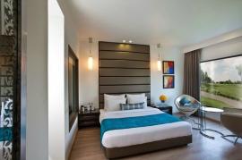 Altius Boutique Hotel swim camp photo 2