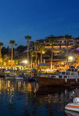 Coral Beach Hotel Resort swim camp photo 5